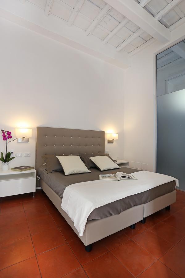 Bed and Breakfast Domus Croce Rom Exterior foto